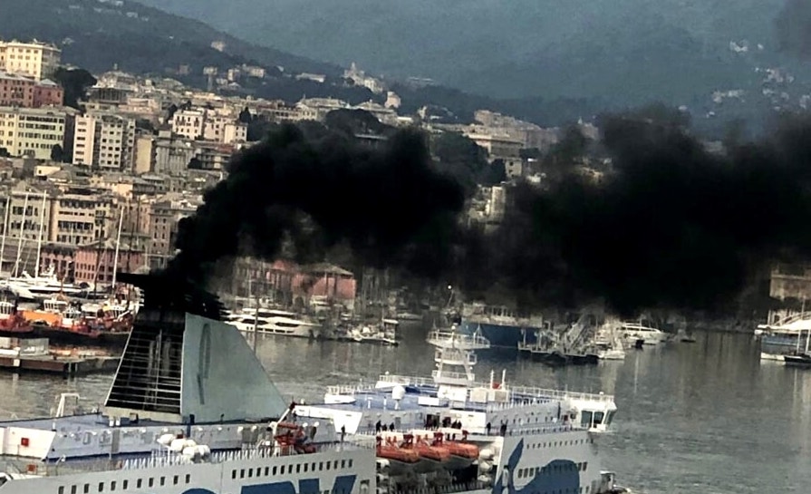 ISDE contro i fumi neri del porto di Genova